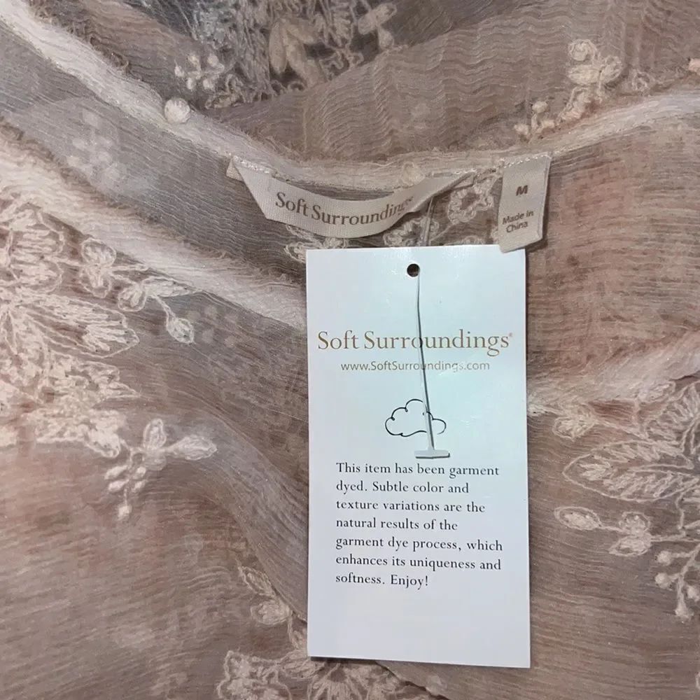 ✨ Soft surroundings top✨ - Picture 5 of 6